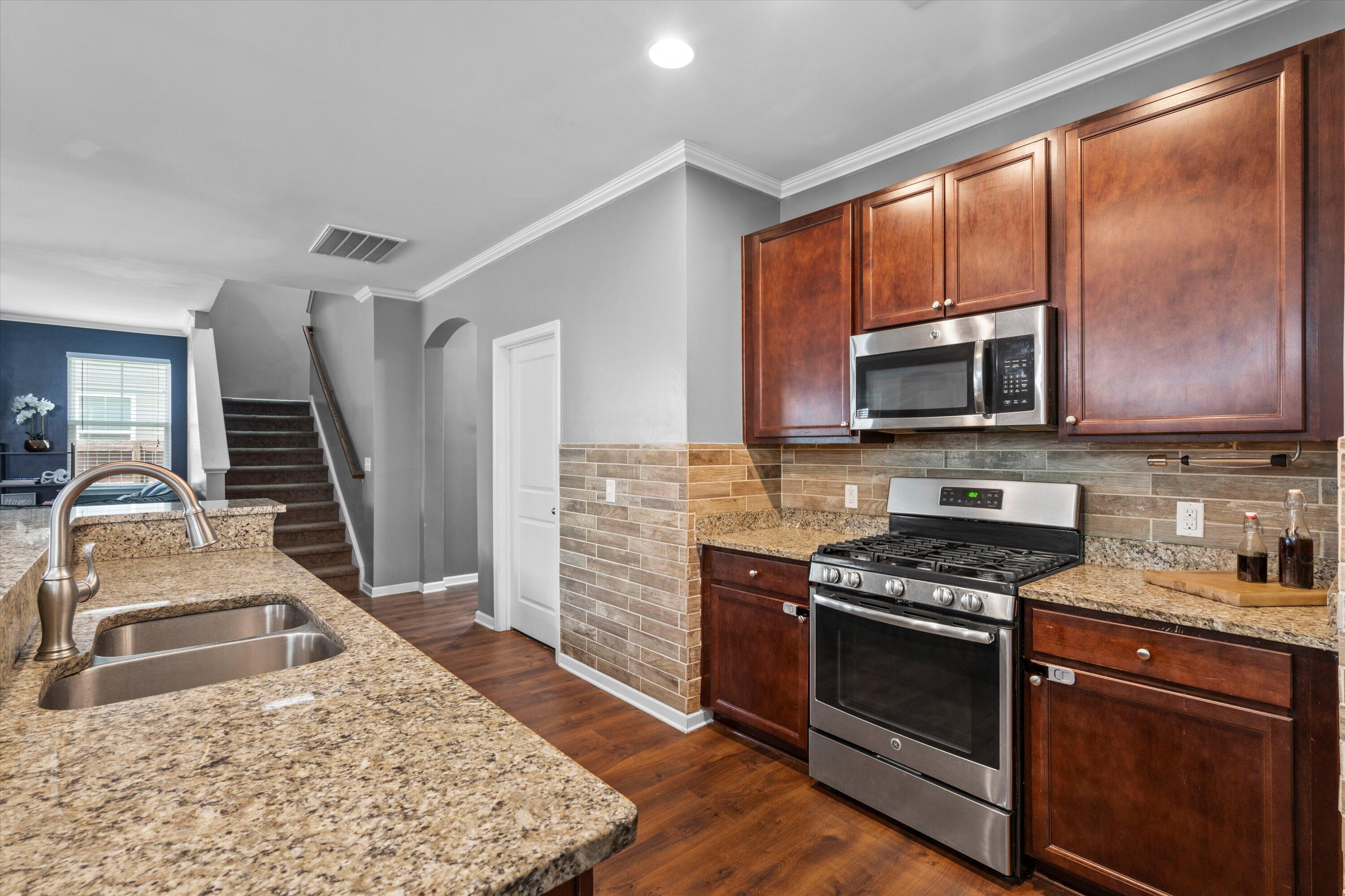 536 Man O War Lane