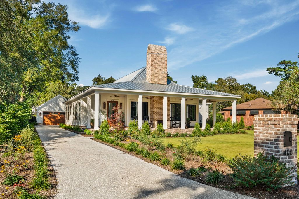 Photo of 408 Japonica Road, Mount Pleasant, SC 29464 (MLS # 25026503)