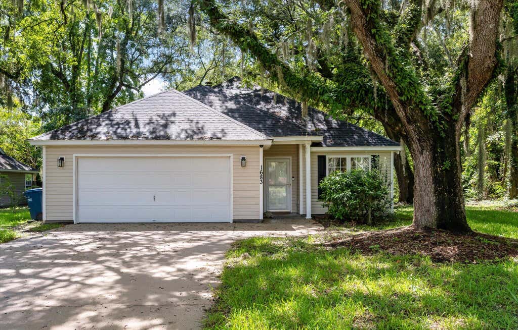 Photo of 1683 Pierpont Avenue, Charleston, SC 29414 (MLS # 26022983)