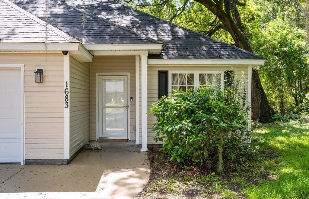 Photo of 1683 Pierpont Avenue, Charleston, SC 29414 (MLS # 26022983)