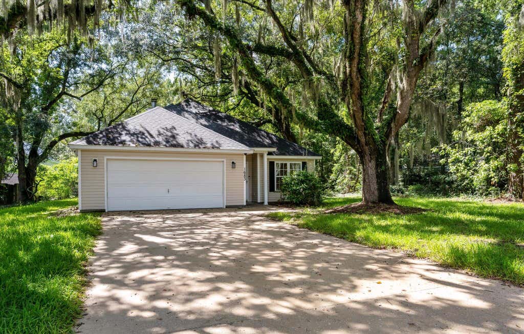 Photo of 1683 Pierpont Avenue, Charleston, SC 29414 (MLS # 26022983)