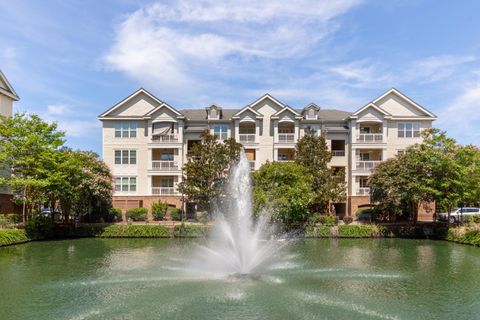 Photo of 2244 Ashley Crossing Drive #125, Charleston, SC 29414 (MLS # 25020128)