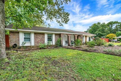 Photo of 232 Judith Drive, Summerville, SC 29485 (MLS # 26026798)