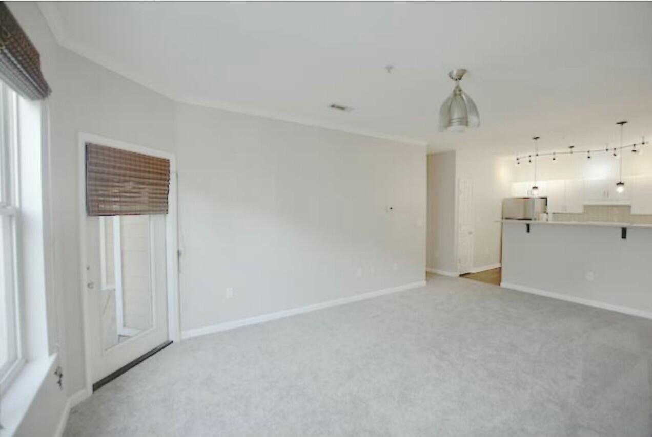 600 Bucksley Lane 205