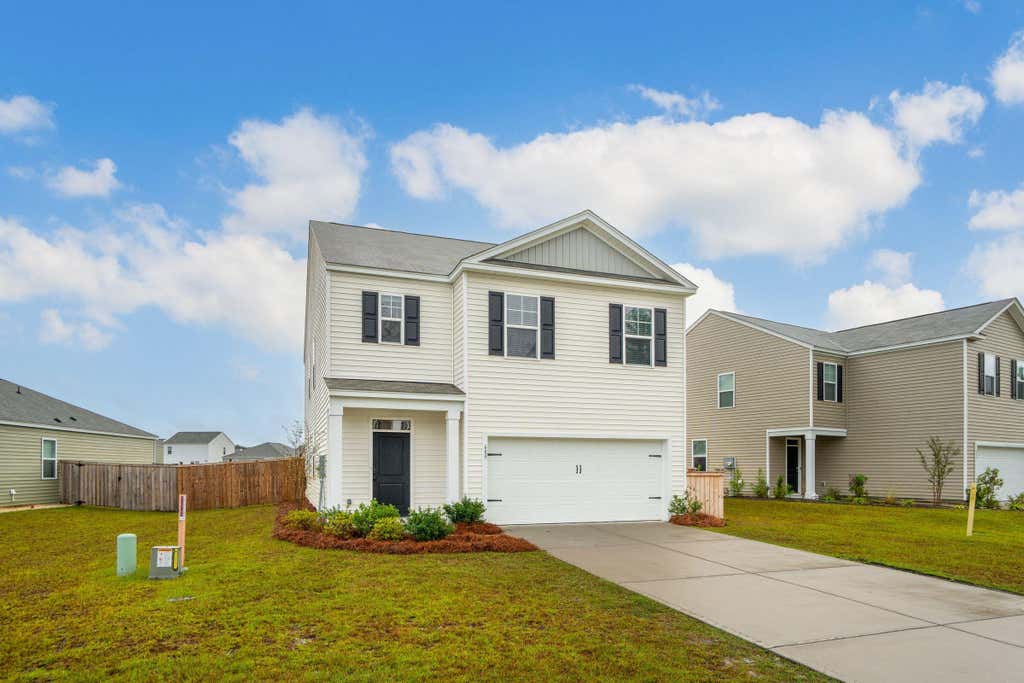 Photo of 689 Ladywood Drive, Summerville, SC 29486 (MLS # 26022471)