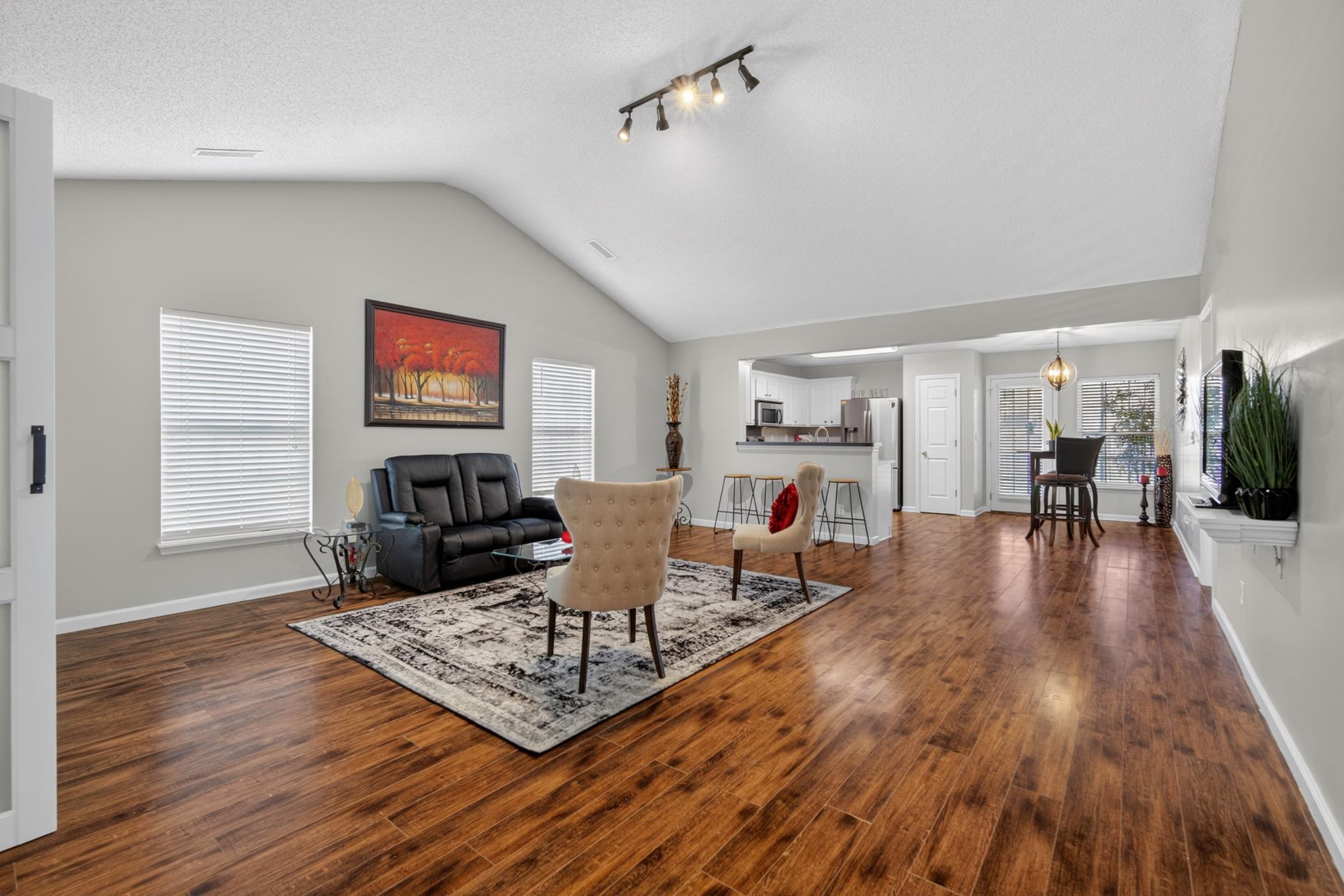 5109 Morrow Lane