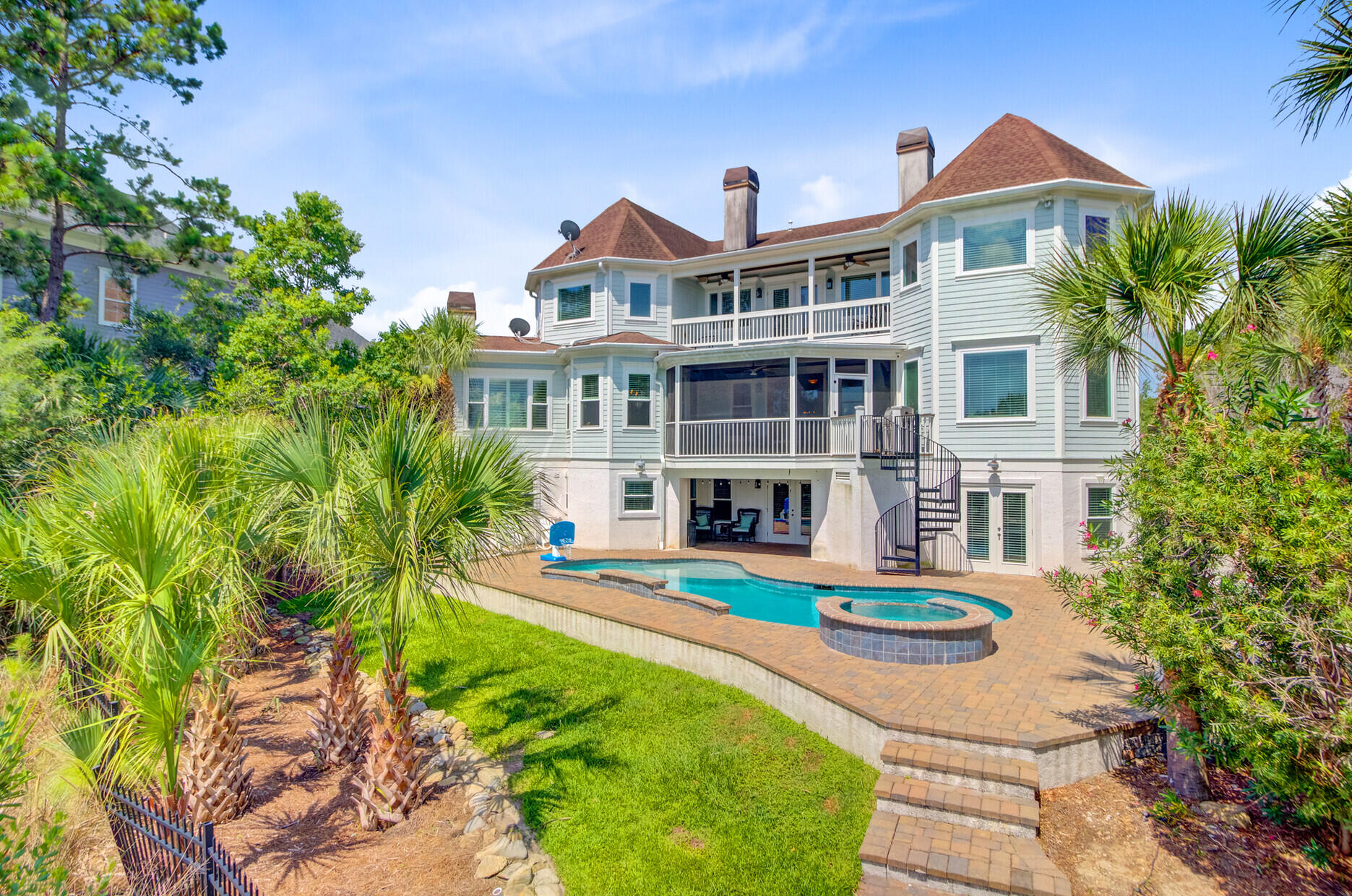 2196 Beckenham Drive