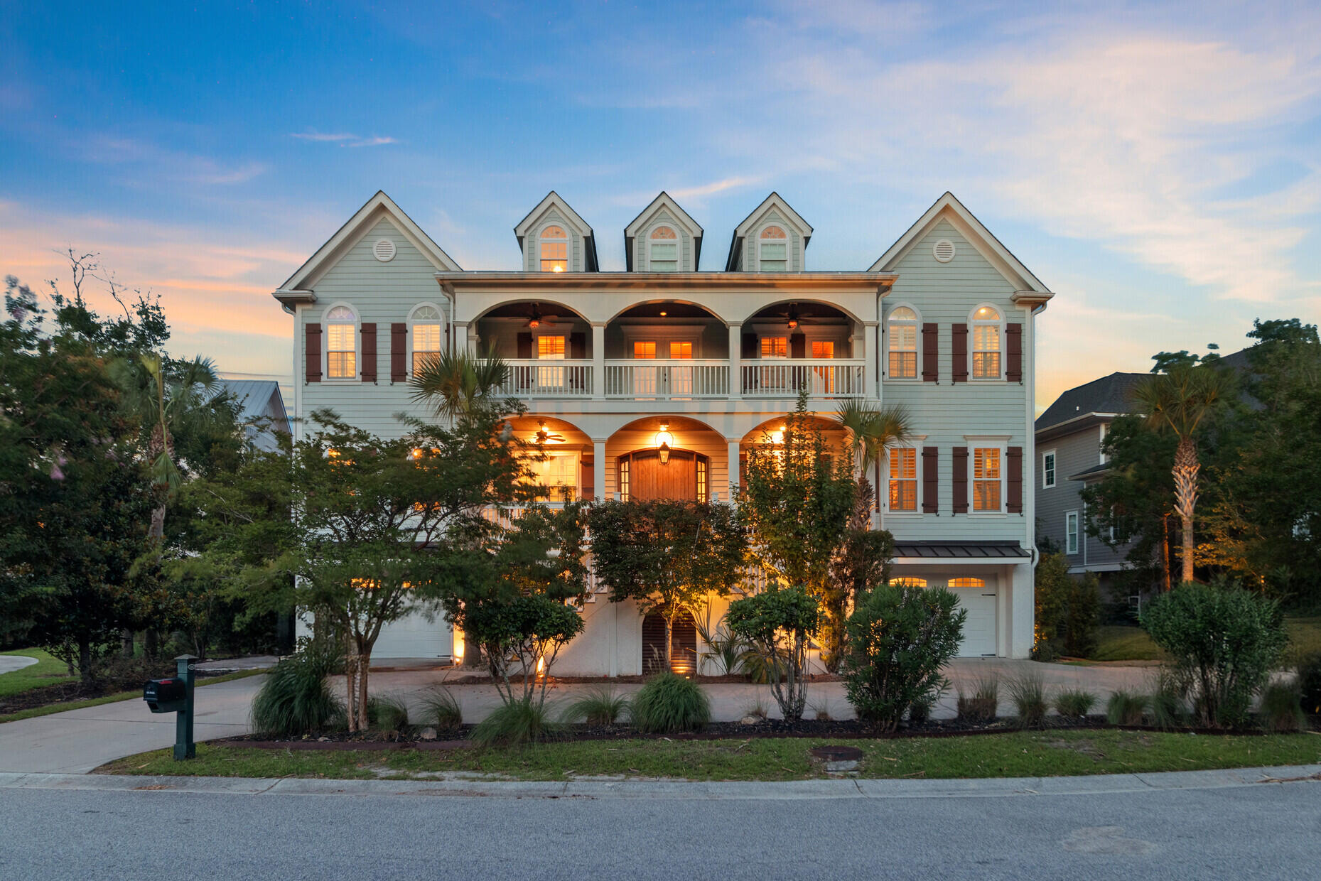 2196 Beckenham Drive