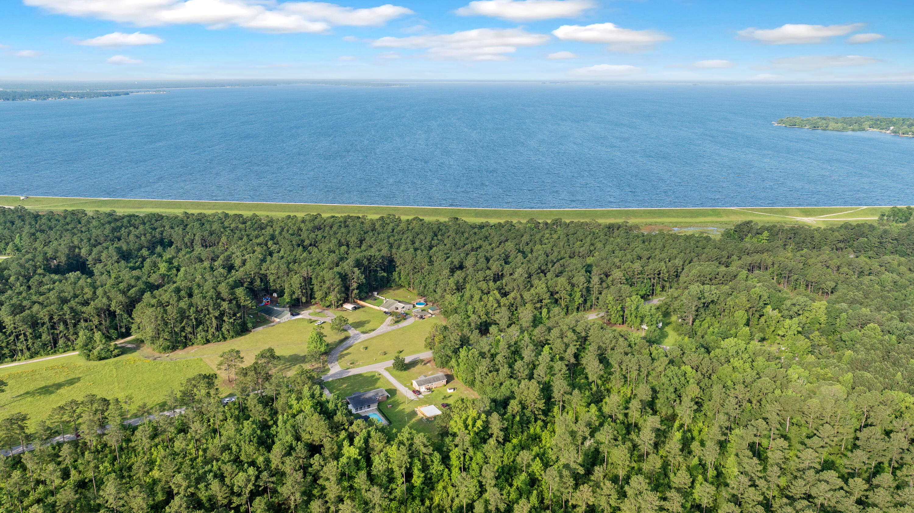 400 Black Oak Road