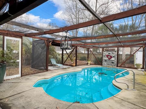 A home in North Charleston