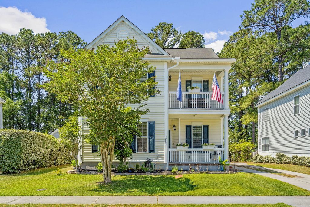 Photo of 3225 Beaconsfield Road, Mount Pleasant, SC 29466 (MLS # 26014440)