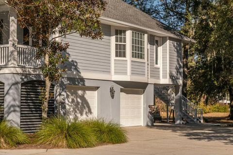 A home in Mount Pleasant