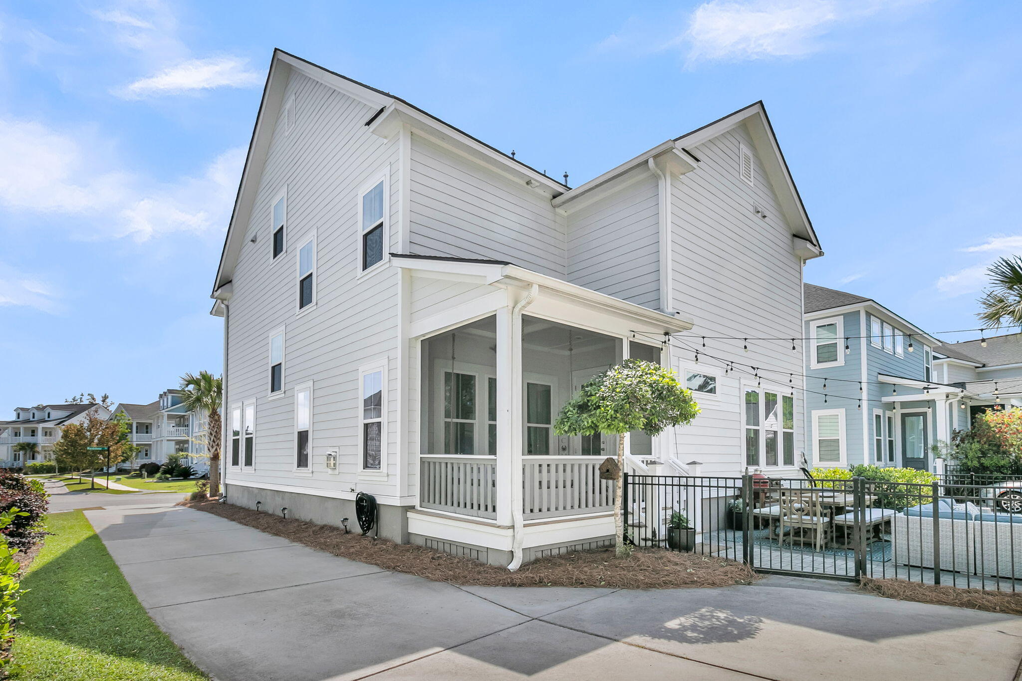 3889 Maidstone Drive