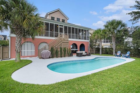 Photo of 1823 Delacourt Avenue, Mount Pleasant, SC 29466 (MLS # 25024549)