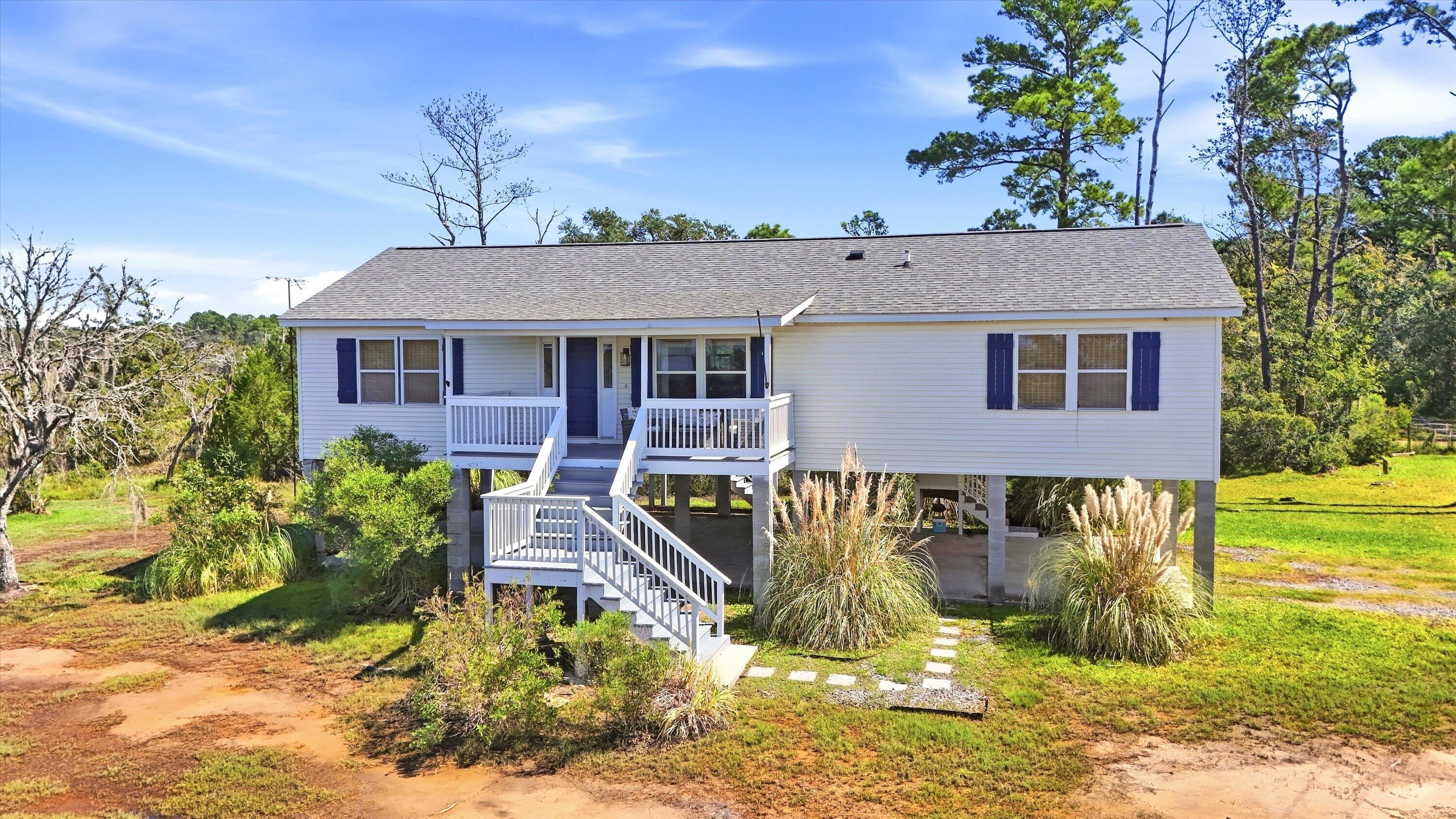 3810 Marshfield Road
