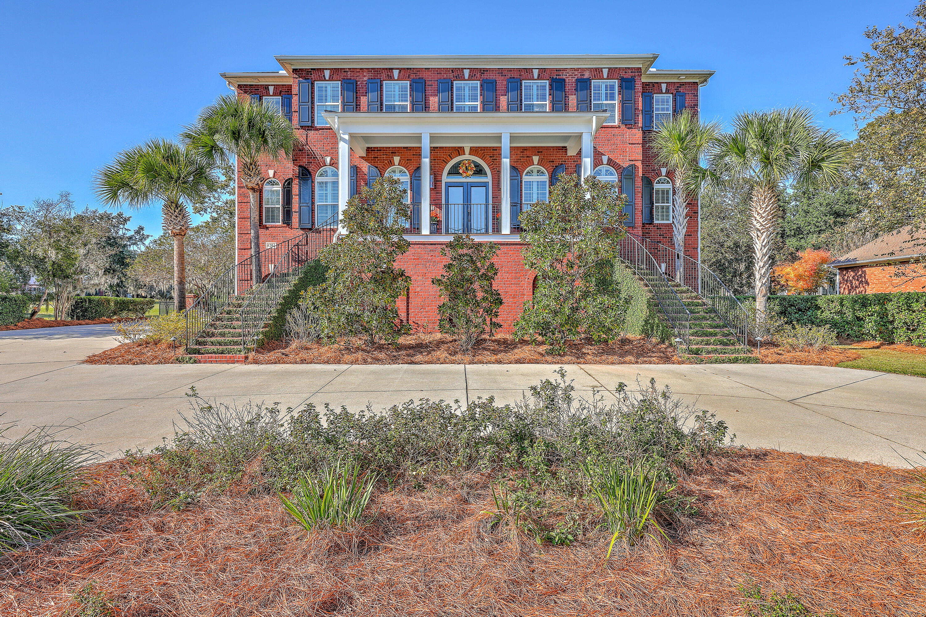 4204 Club Course Drive