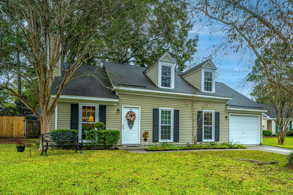 Photo of 109 Aldrich Place, Goose Creek, SC 29445 (MLS # 25029031)