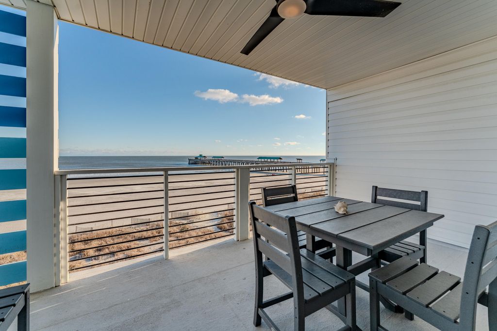Photo of 115 E Arctic Avenue #3b, Folly Beach, SC 29439 (MLS # 26002655)