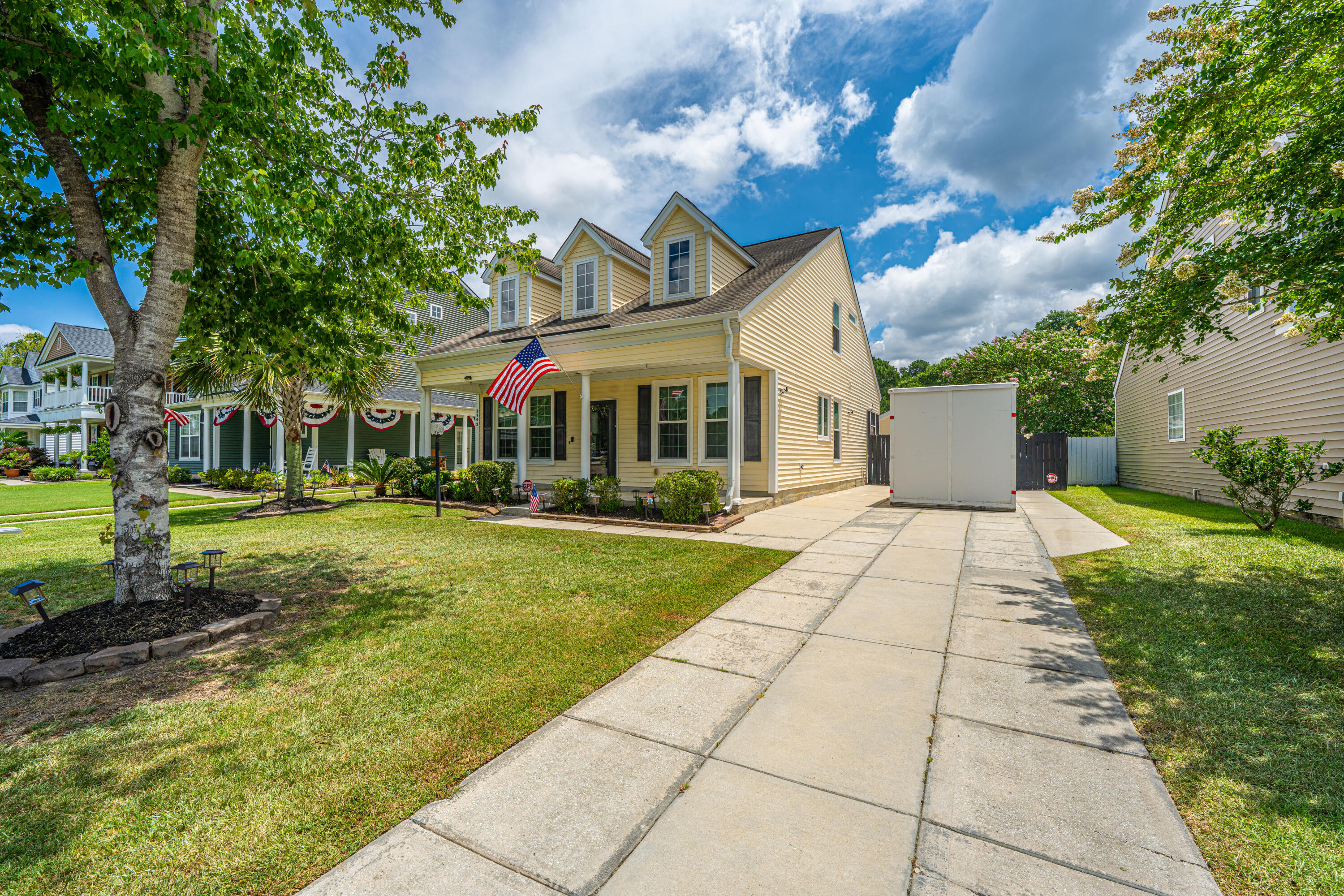 8942 N Red Maple Circle