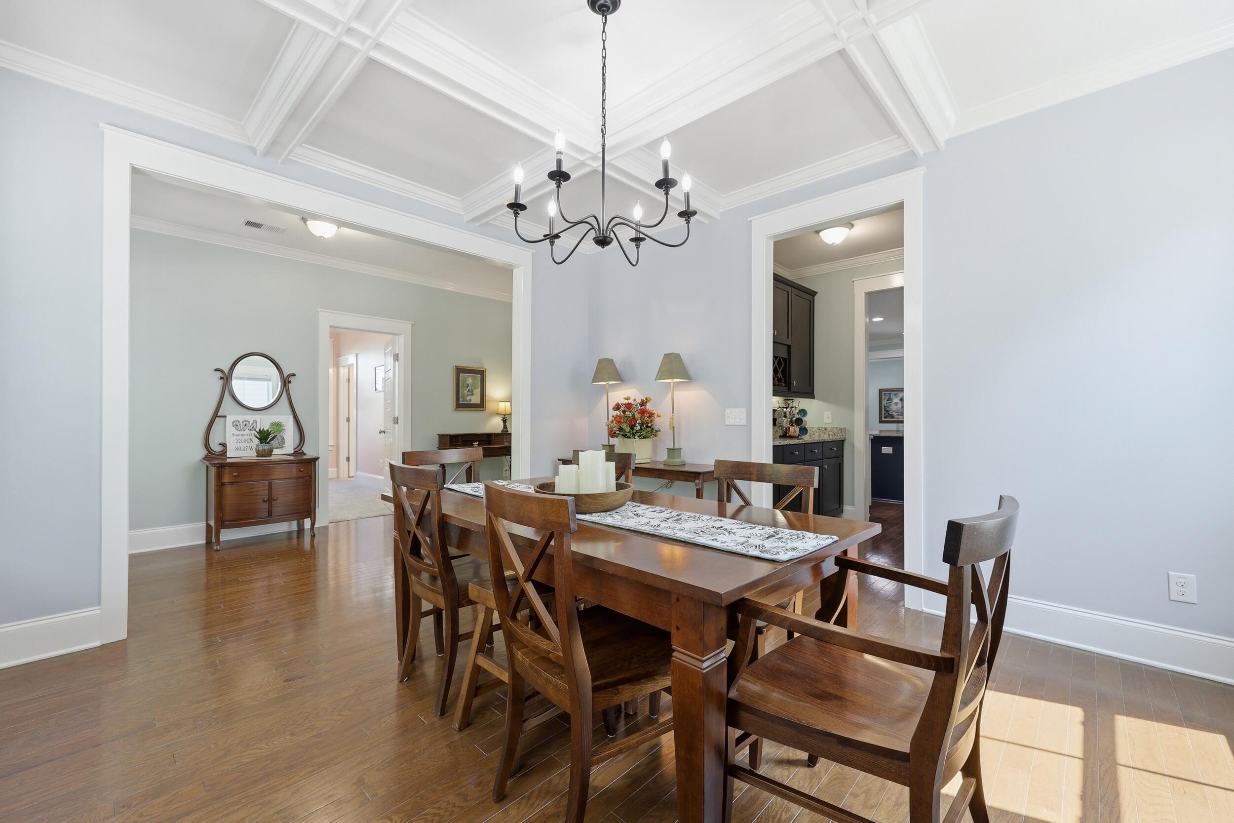 211 Hundred Oaks Parkway