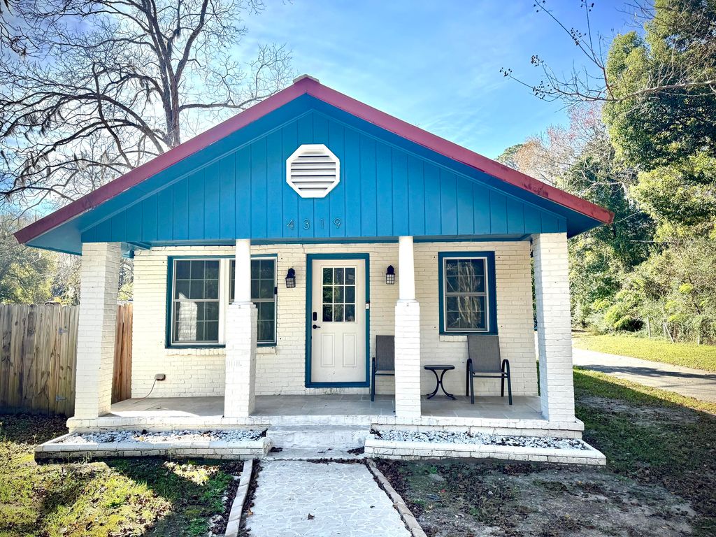 Photo of 4319 Davison Road, Ravenel, SC 29470 (MLS # 25031529)