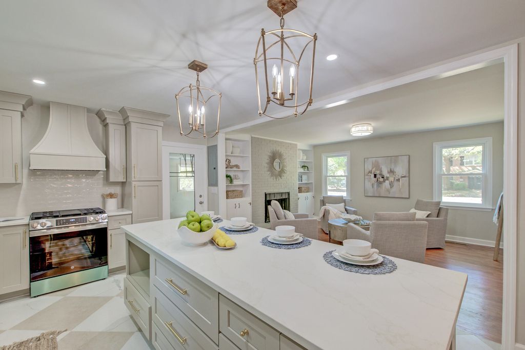 Photo of 1612 Amberly Road, Charleston, SC 29407 (MLS # 26009398)