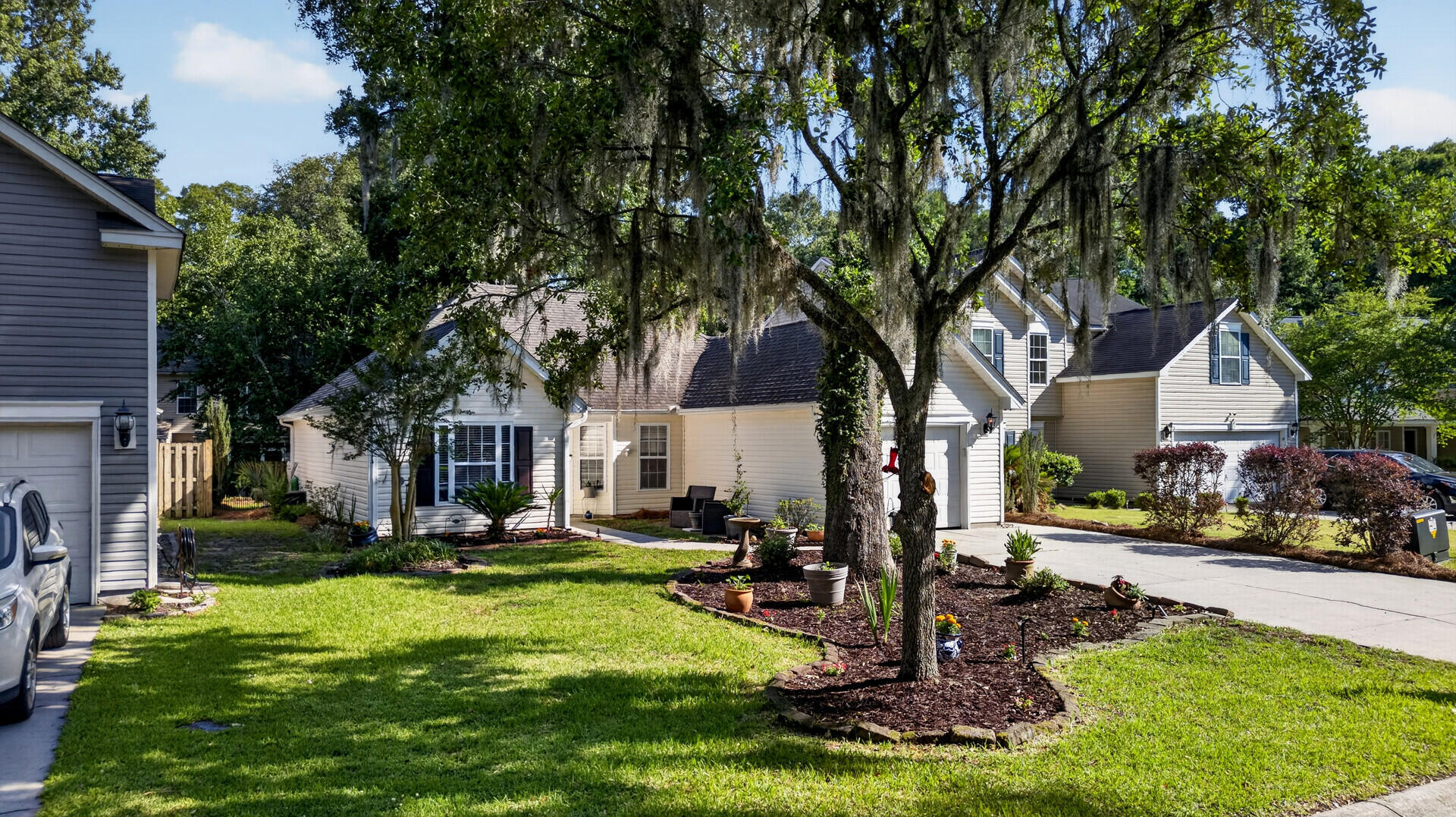 213 Moon Shadow Lane