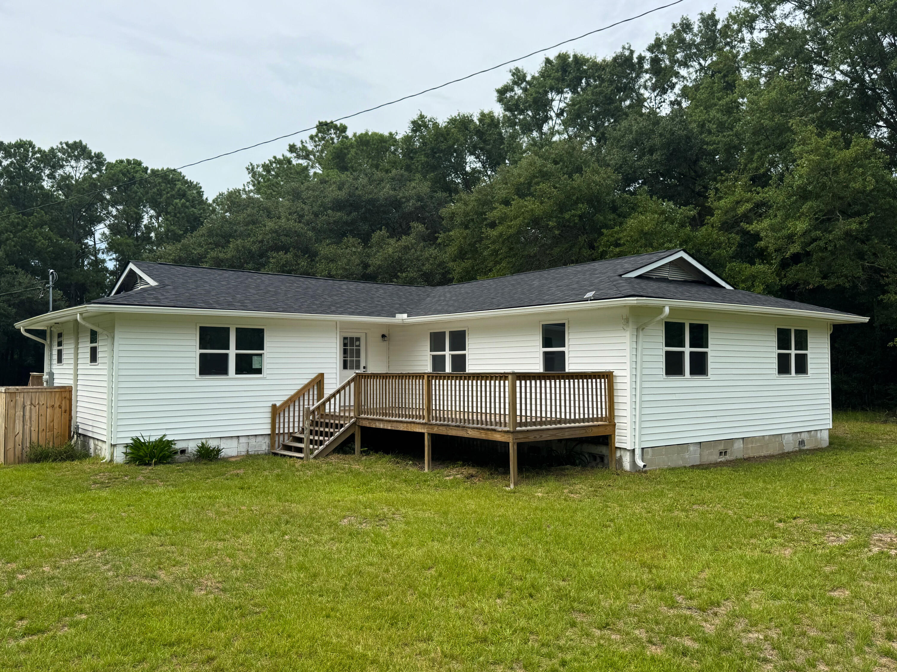1124 Sallie Manigault Lane