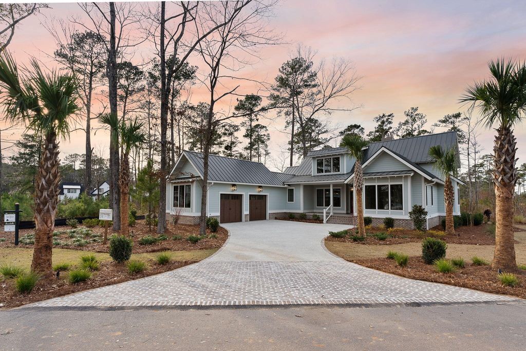 Photo of 111 Peninsula Drive, Ravenel, SC 29470 (MLS # 25007462)