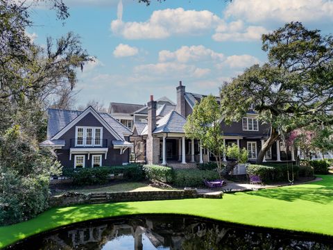 Photo of 290 Delahow Street, Charleston, SC 29492 (MLS # 26000952)