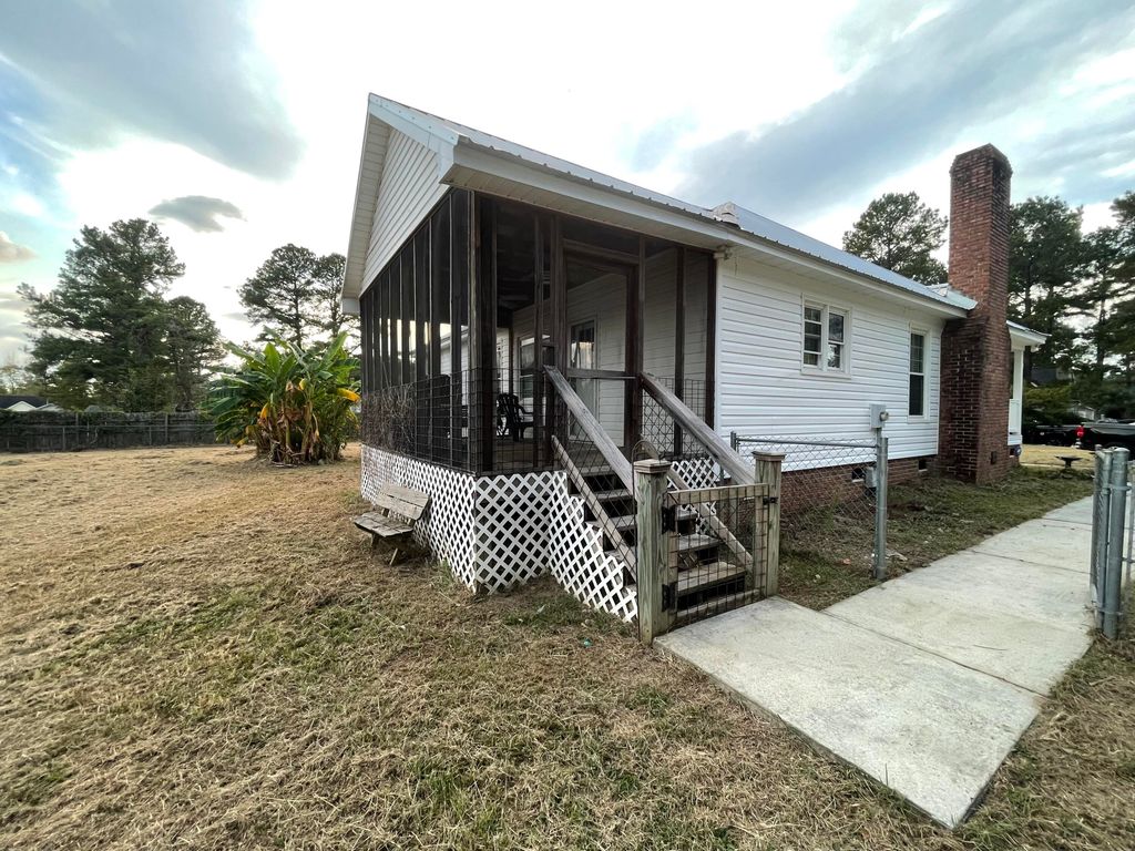Photo of 135 Mount Gilead Drive, Orangeburg, SC 29118 (MLS # 25027273)