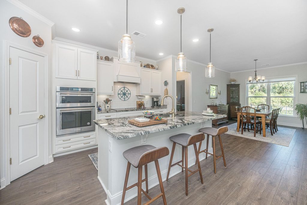 Photo of 6228 Woodsedge Court, Hollywood, SC 29449 (MLS # 26008780)