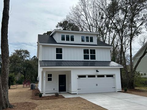 MLS: 25006219