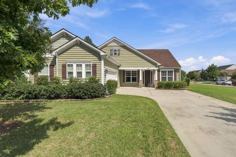Photo of 508 Tidewater Chase Lane, Summerville, SC 29486 (MLS # 26026718)