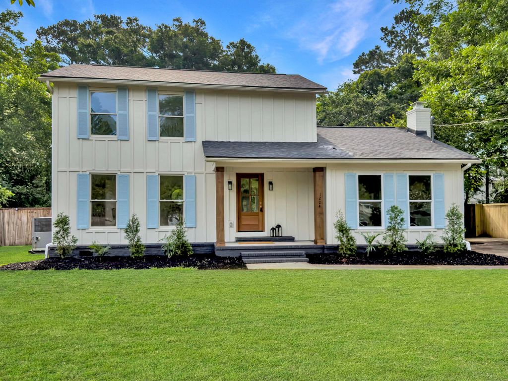 Photo of 1224 Downer Drive, Charleston, SC 29412 (MLS # 26015658)
