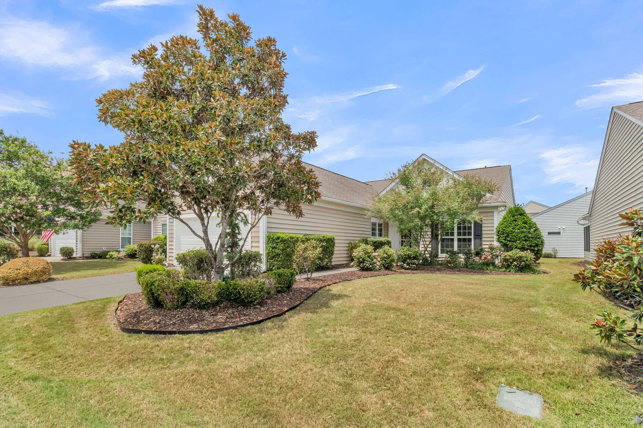 407 Waterlily Way