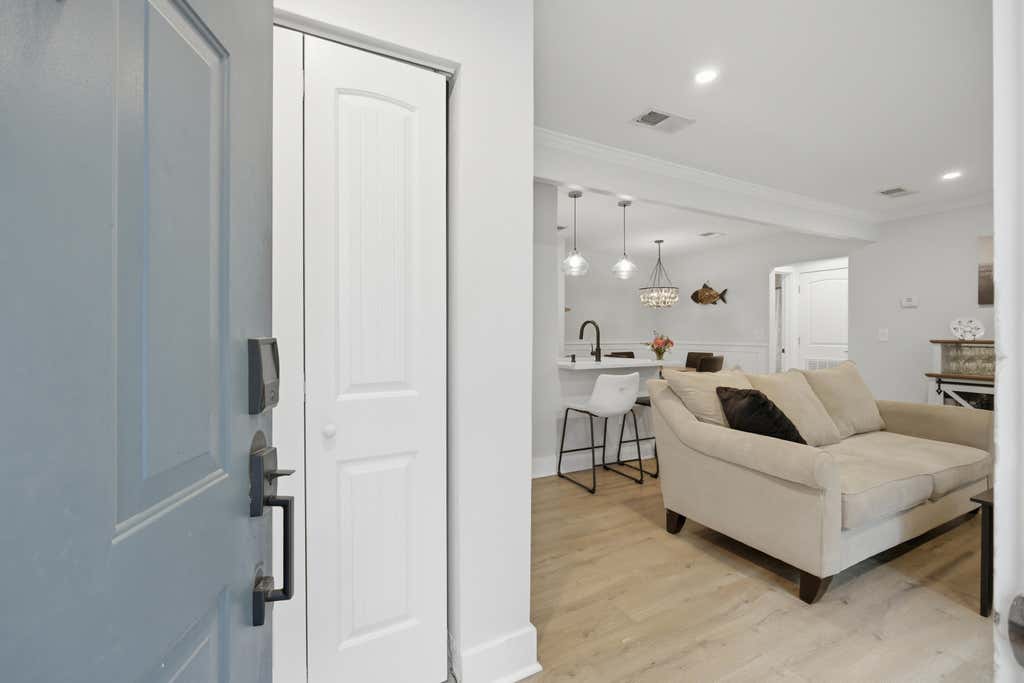 Photo of 272 Alexandra Drive #Unit 14, Mount Pleasant, SC 29464 (MLS # 26013766)