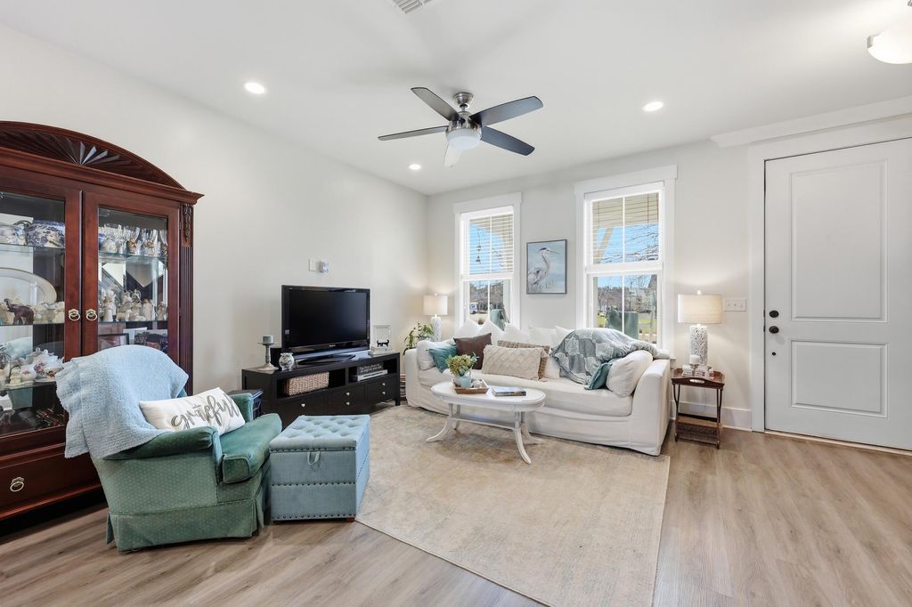 Photo of 252 Oak Park Street, Summerville, SC 29486 (MLS # 26005240)