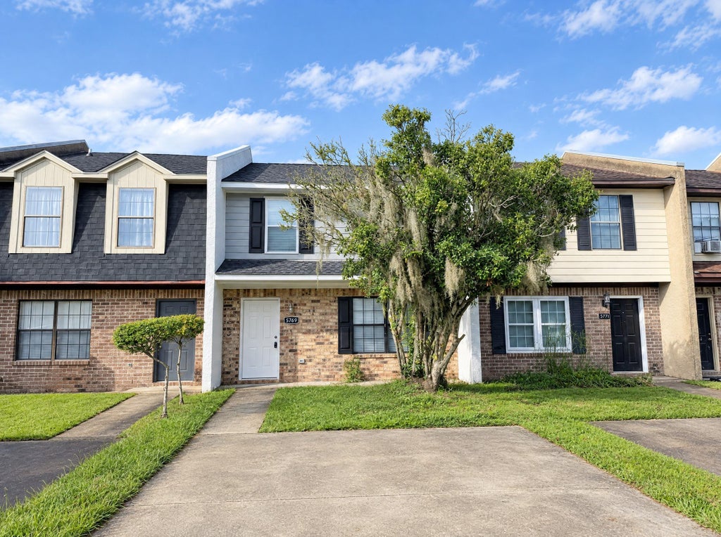 Photo of 5769 Dewsbury Lane, North Charleston, SC 29418 (MLS # 26026936)