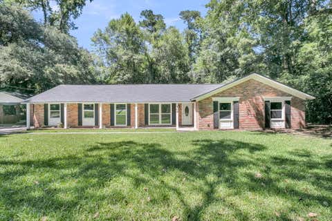 Photo of 109 Halcyon Road, Summerville, SC 29483 (MLS # 26016930)
