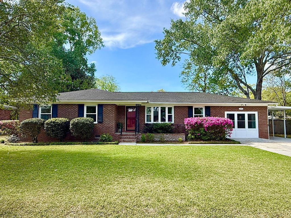 Photo of 2235 N Dallerton Circle, Charleston, SC 29414 (MLS # 26009389)