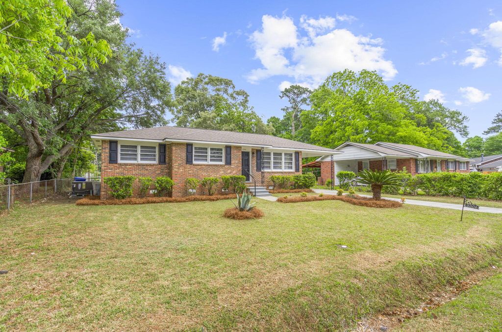 Photo of 5304 Eileen Street, North Charleston, SC 29418 (MLS # 26013445)