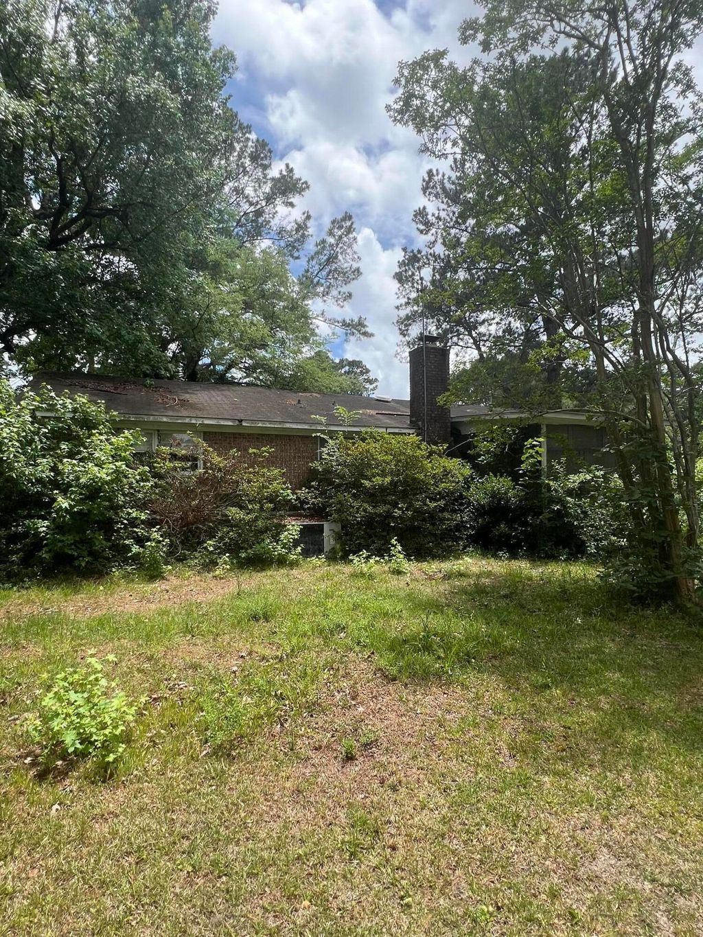 Photo of 2428 Spring Garden Street, Charleston, SC 29414 (MLS # 26015091)