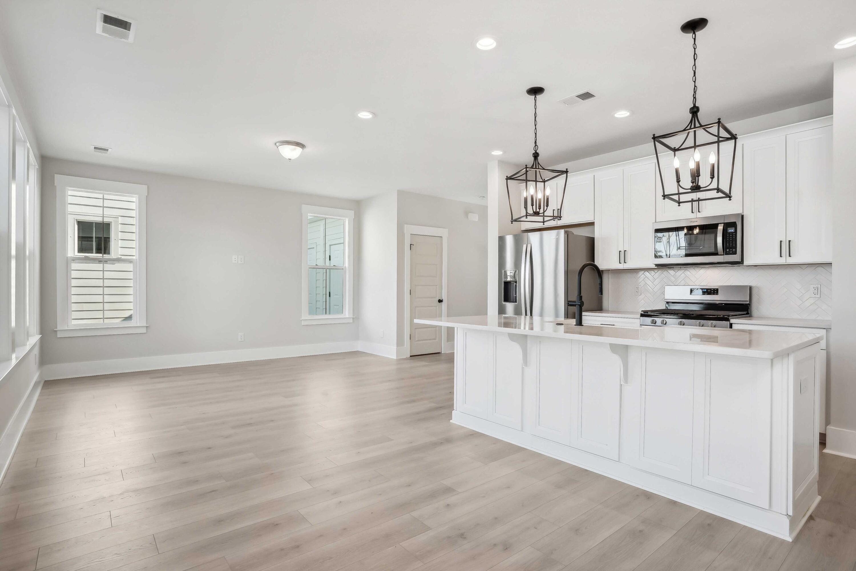 359 Chapman Circle