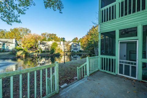 A home in North Charleston