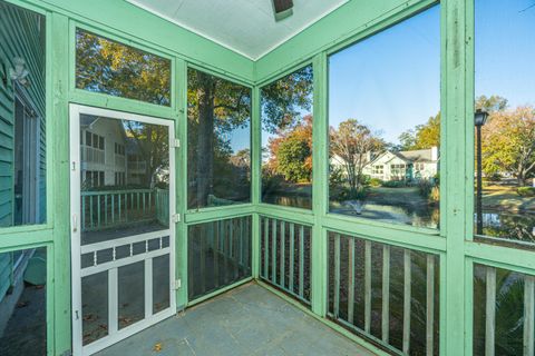 A home in North Charleston