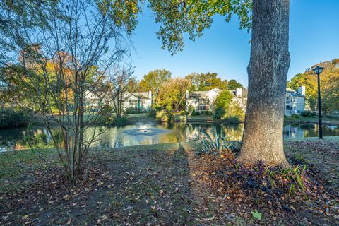 A home in North Charleston