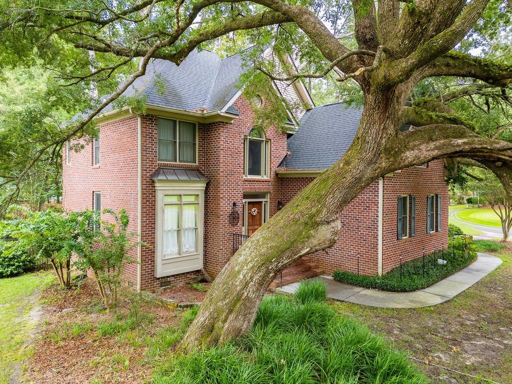 Photo of 101 Riverwood Lane, Summerville, SC 29485 (MLS # 26023420)