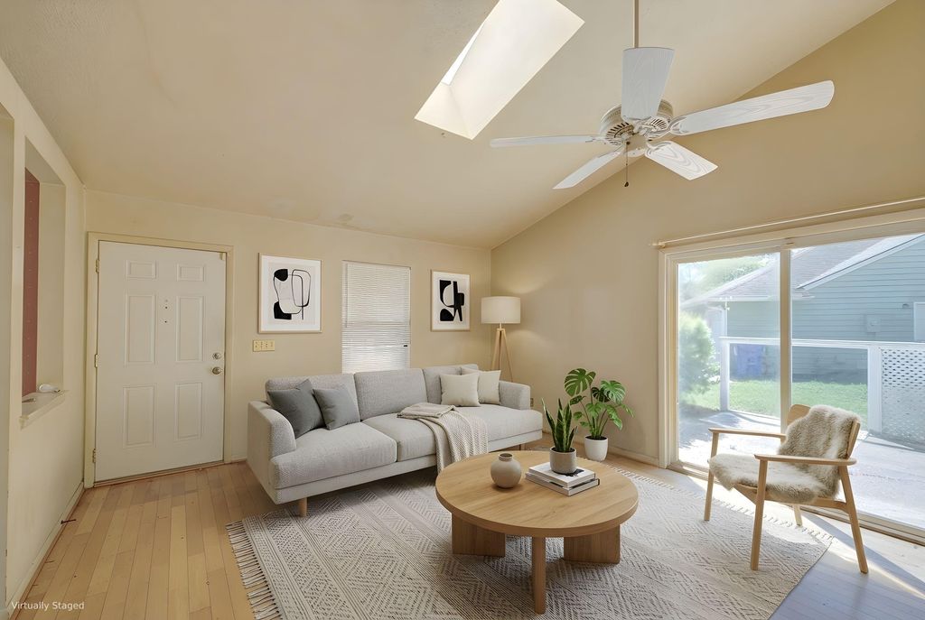 Photo of 1139 Bellwood Road, Charleston, SC 29412 (MLS # 26013311)
