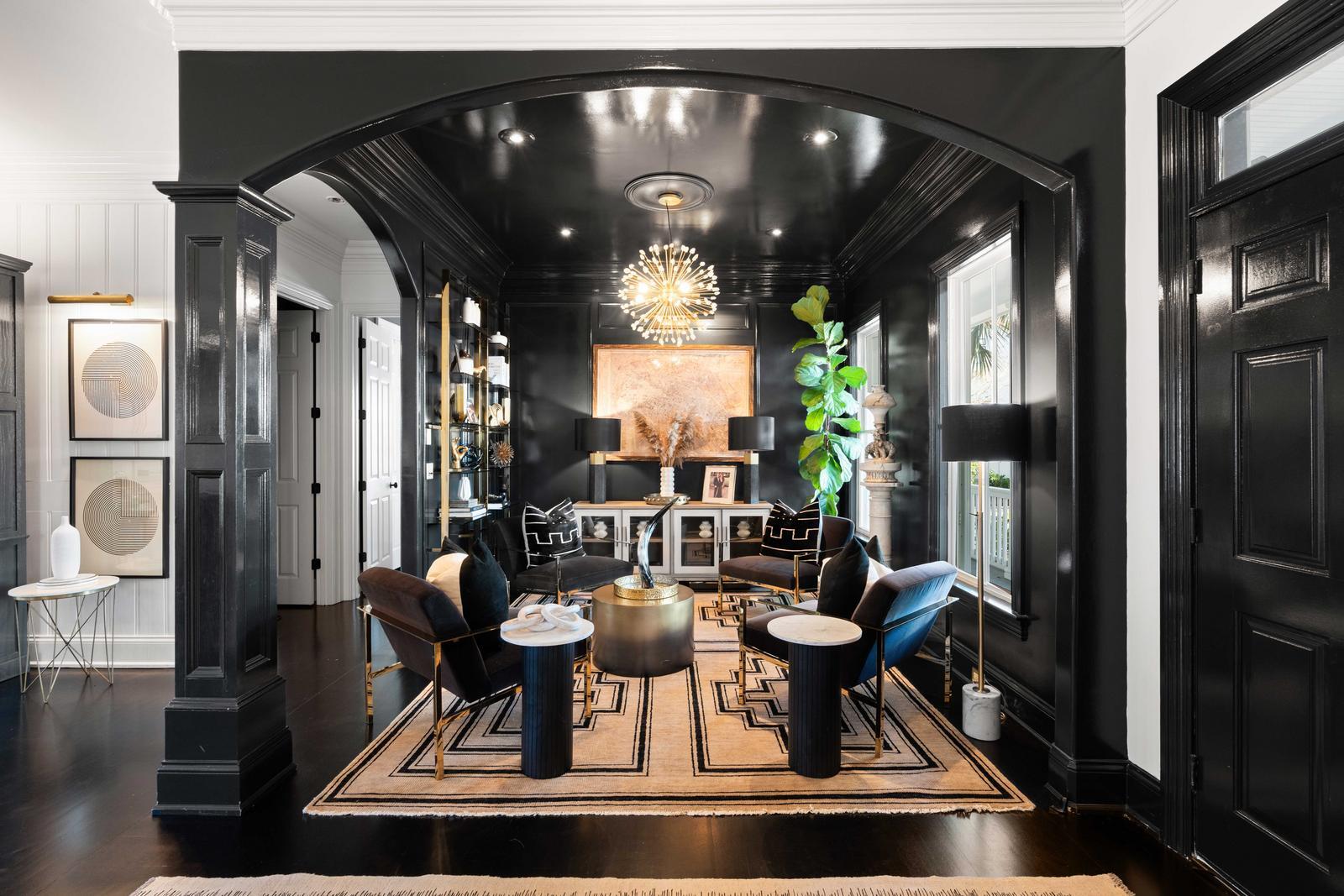 400 Cattle Ranch Street